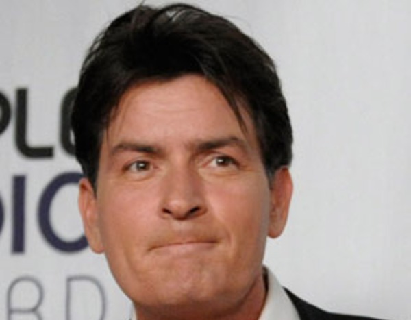 Charlie sheen transvestite